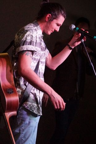 BENNY TIPENE BENNY TIPENE